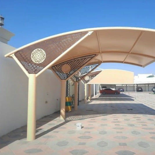 أحدث تصاميم سواتر ومظلات الدمام توفر لك الحماية من الشمس والظروف المناخية.