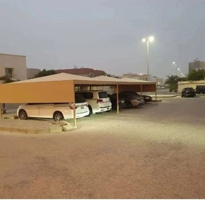 مظلات سيارات مودرن بتصميمات مميزة تتناسب مع مختلف الأذواق والمساحات.